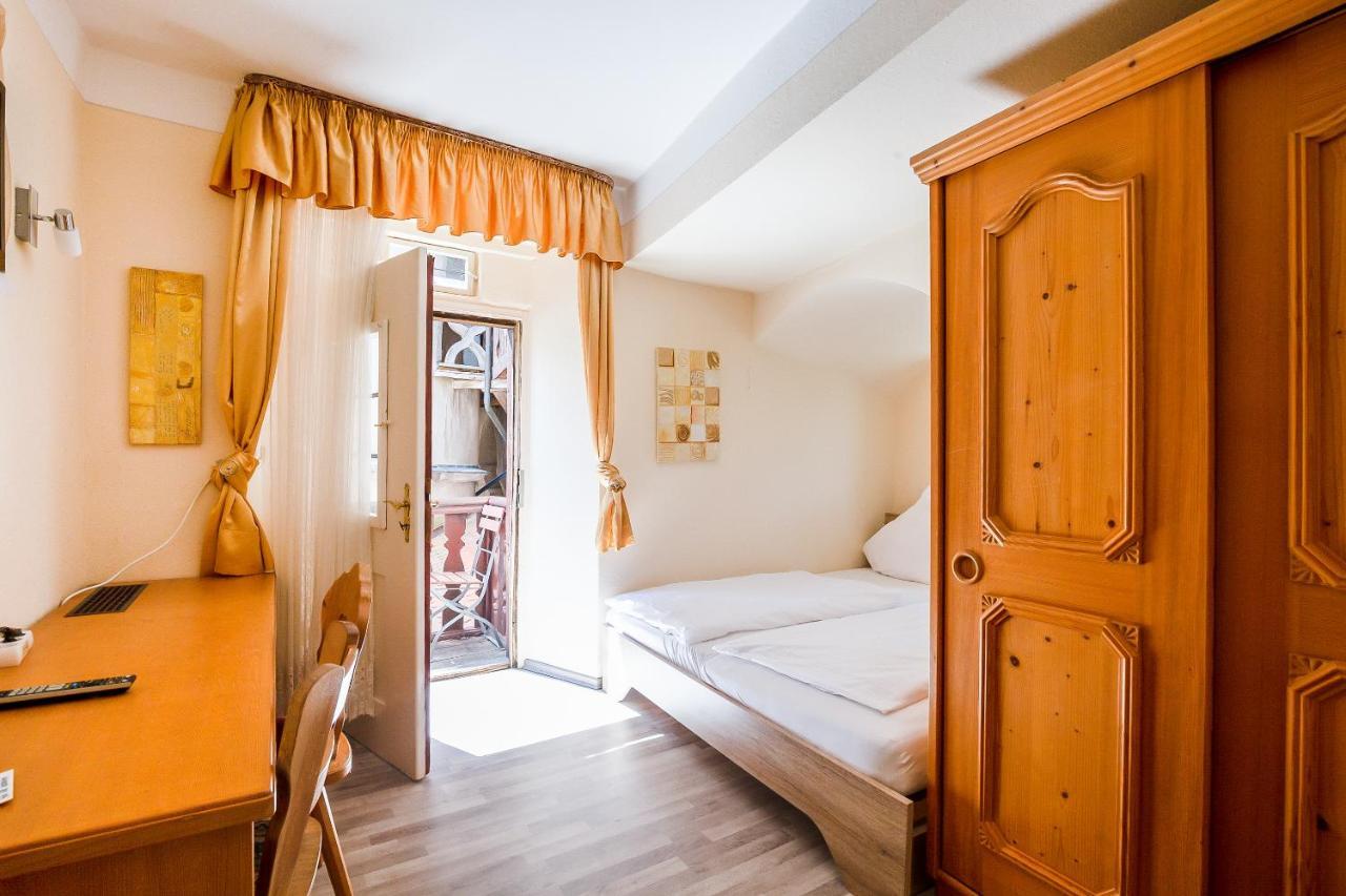 Schlosshotel Harburg Екстер'єр фото