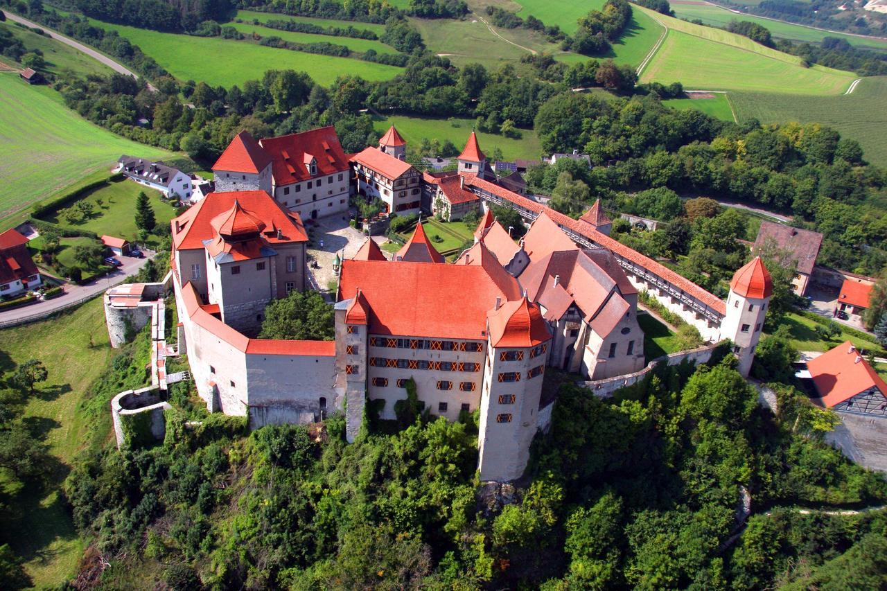 Schlosshotel Harburg Екстер'єр фото